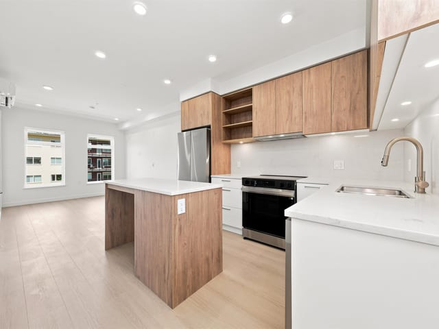 Apartment for sale in New Westminster, New Westminster, 207 82 First Street, 263180750 | Realtylink.org