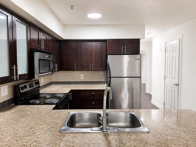 Apartment for rent in Surrey, North Surrey, 107 13958 108 Ave, 263180794 | Realtylink.org