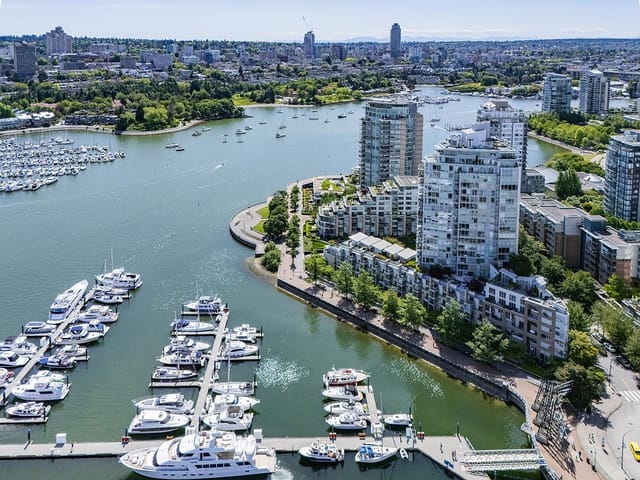 Apartment for rent in Vancouver, Vancouver West, 1067 Marinaside Crescent, 263180890 | Realtylink.org