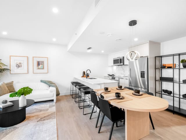 Townhouse for sale in Vancouver, Vancouver East, 2069 E 1st Avenue, 263180935 | Realtylink.org