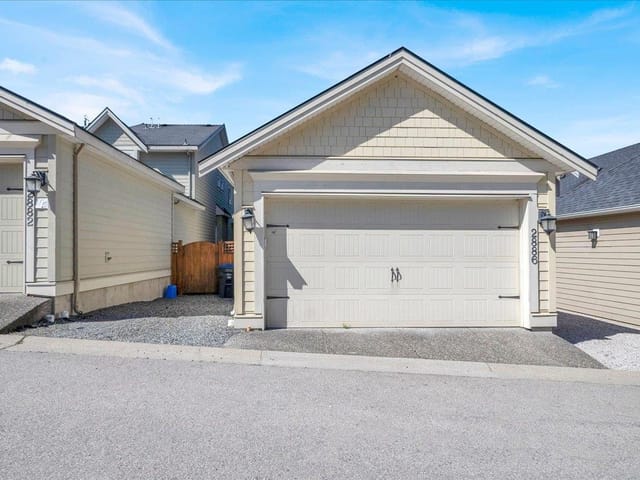 House for sale in Surrey, South Surrey White Rock, 2886 160 Street, 263180971 | Realtylink.org