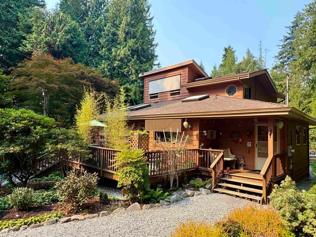 House for sale in Roberts Creek, Sunshine Coast, 1549 Park Avenue, 263180987 | Realtylink.org