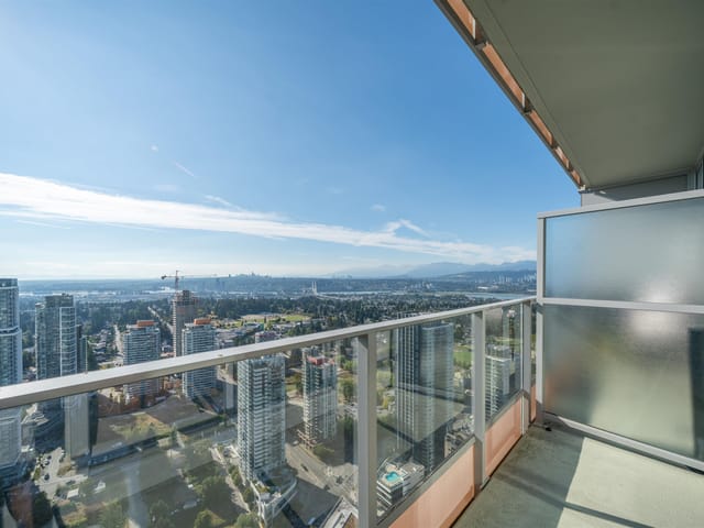 Apartment for sale in Surrey, North Surrey, 4807 13495 Central Avenue, 263181006 | Realtylink.org