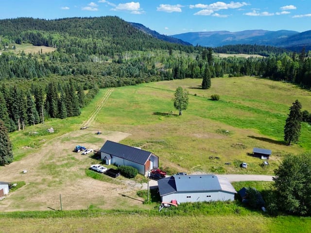 Manufactured Home for sale in Forest Grove, 100 Mile House, 6611 Biss Road, 263181051 | Realtylink.org