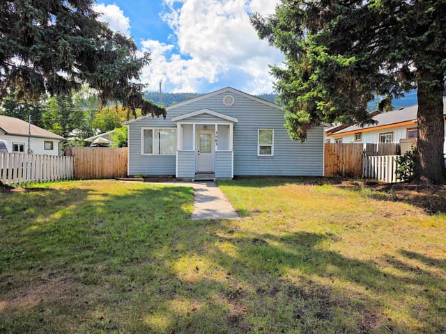 House for sale in Smithers, Smithers And Area, 3983 Second Avenue, 263181052 | Realtylink.org