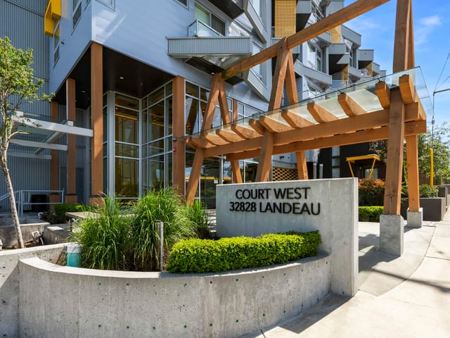 Apartment for sale in Abbotsford, Abbotsford, 610 32828 Landeau Place, 263181084 | Realtylink.org