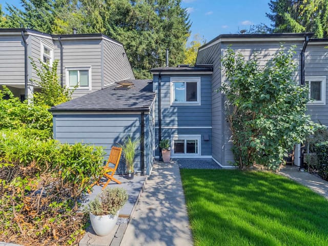 Townhouse for sale in Burnaby, Burnaby North, 2624 Tretheway Drive, 263181108 | Realtylink.org