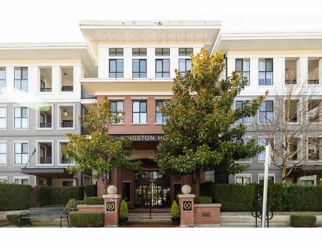 Apartment for sale in Surrey, South Surrey White Rock, 114 3323 151 Street, 263181134 | Realtylink.org