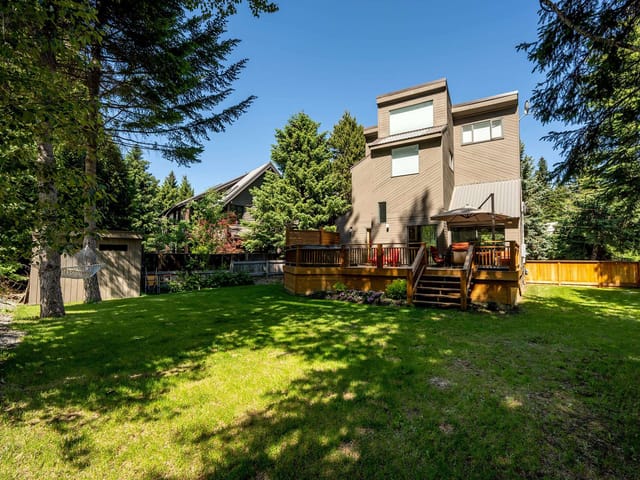 House for sale in Whistler, Whistler, 7211 N Fitzsimmons Road, 263181360 | Realtylink.org