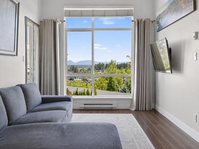 Apartment for sale in Surrey, South Surrey White Rock, 456 15850 26 Avenue, 263181429 | Realtylink.org