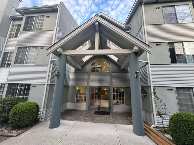 Apartment for sale in Surrey, North Surrey, 311 13910 101 Avenue, 263181556 | Realtylink.org