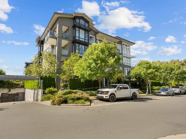 Apartment for sale in Port Coquitlam, Port Coquitlam, 305 2393 Ranger Lane, 263181559 | Realtylink.org