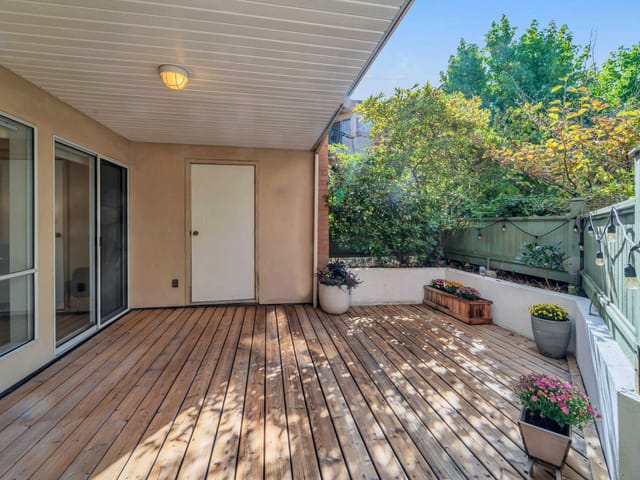 Apartment for sale in Richmond, Richmond, 151 8600 Lansdowne Road, 263181681 | Realtylink.org