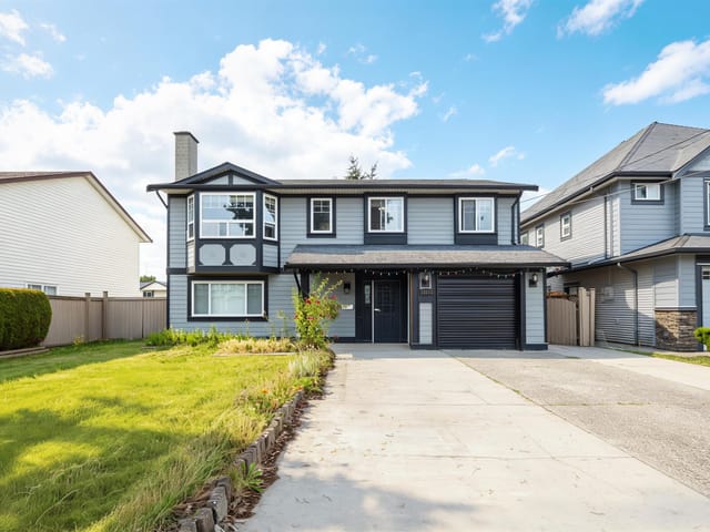 House for sale in Surrey, Surrey, 13111 73a Avenue, 263181689 | Realtylink.org