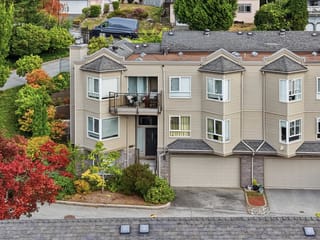 Townhouse for sale in Coquitlam, Coquitlam, 411 1215 Lansdowne Drive, 263181692 | Realtylink.org