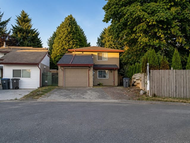 House for sale in Surrey, Surrey, 7366 128a Street, 263181823 | Realtylink.org