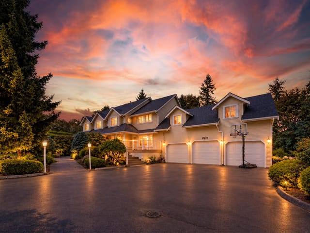 House for sale in Surrey, South Surrey White Rock, 17377 28a Avenue, 263181849 | Realtylink.org
