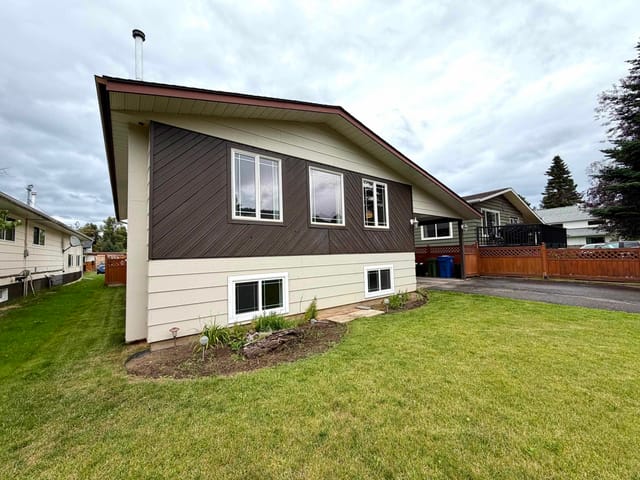 House for sale in Smithers, Smithers And Area, 4280 First Avenue, 263181942 | Realtylink.org