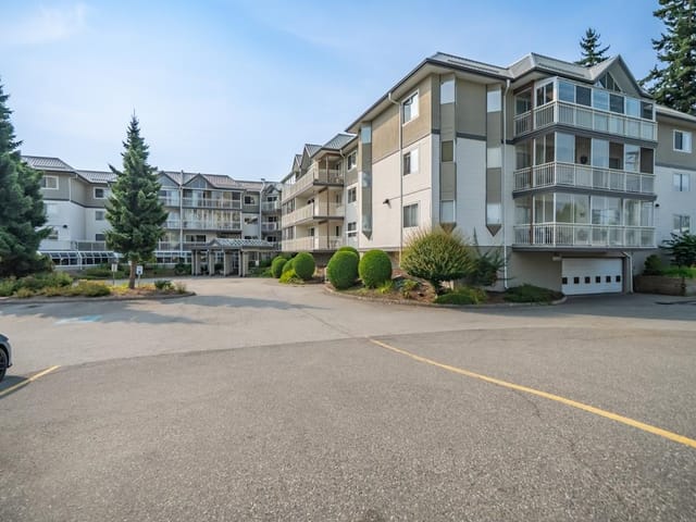 Apartment for sale in Abbotsford, Abbotsford, 215 31930 Old Yale Road, 263182100 | Realtylink.org