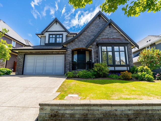 House for sale in Surrey, South Surrey White Rock, 16100 27a Avenue, 263182237 | Realtylink.org