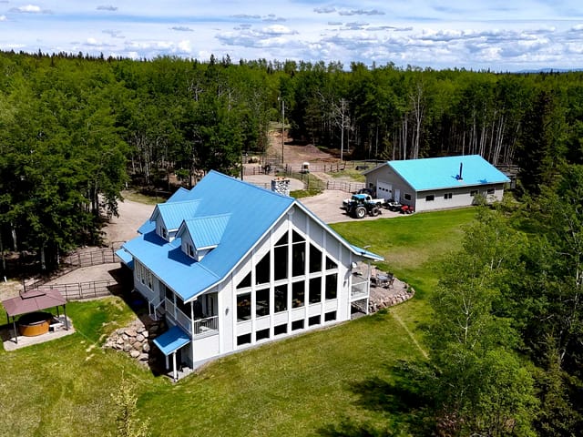 House for sale in 100 Mile House, 100 Mile House, 5548 Little Fort 24 Highway, 263182253 | Realtylink.org