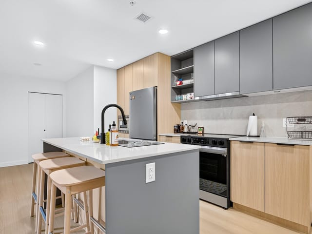 Apartment for sale in Surrey, Surrey, 105 13439 94a Avenue, 263182270 | Realtylink.org