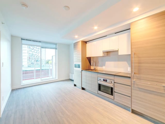 Apartment for rent in Surrey, North Surrey, 13xx 13655 Fraser Highway, 263182373 | Realtylink.org