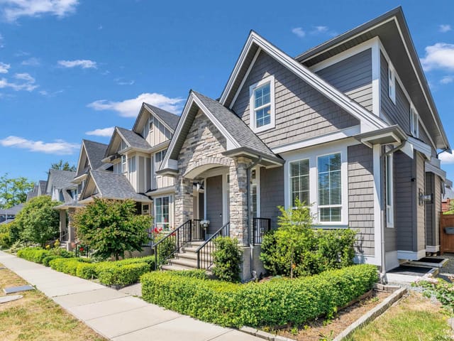 House for sale in Surrey, South Surrey White Rock, 16477 21 Avenue, 263182384 | Realtylink.org