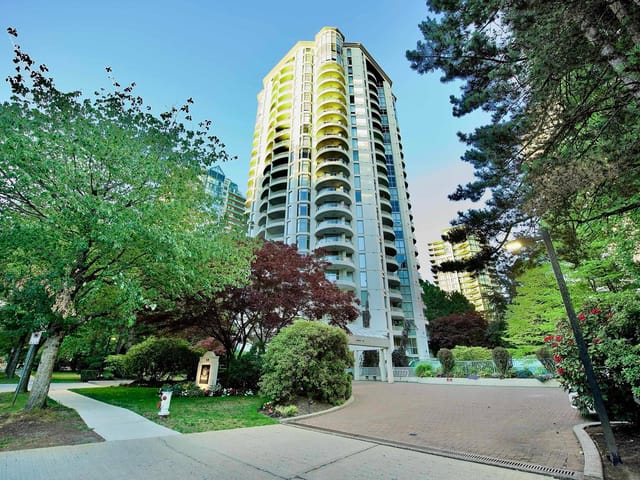 Apartment for sale in Burnaby, Burnaby South, 105 6188 Patterson Avenue, 263182564 | Realtylink.org