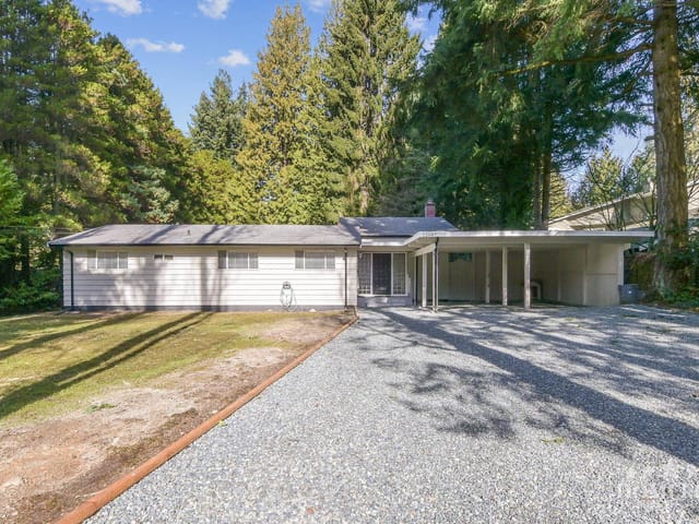 House for rent in White Rock, South Surrey White Rock, Hiouse 12687 23 Avenue, 263182589 | Realtylink.org