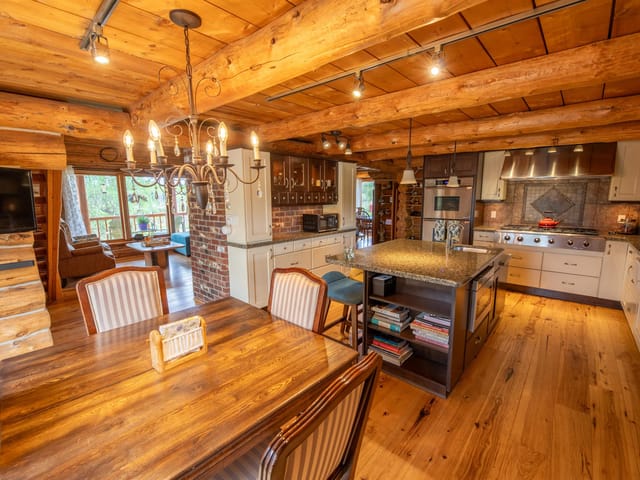House for sale in Lac La Hache, 100 Mile House, 3711 Whitehorse Lake Road, 263182681 | Realtylink.org