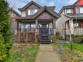 House for rent in Surrey, Cloverdale, Coach House 6983 192 Street, 263182732 | Realtylink.org