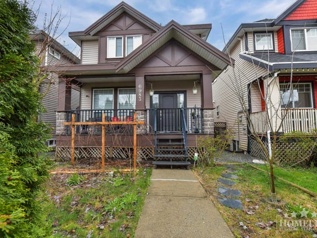 House for rent in Surrey, Cloverdale, Coach House 6983 192 Street, 263182732 | Realtylink.org