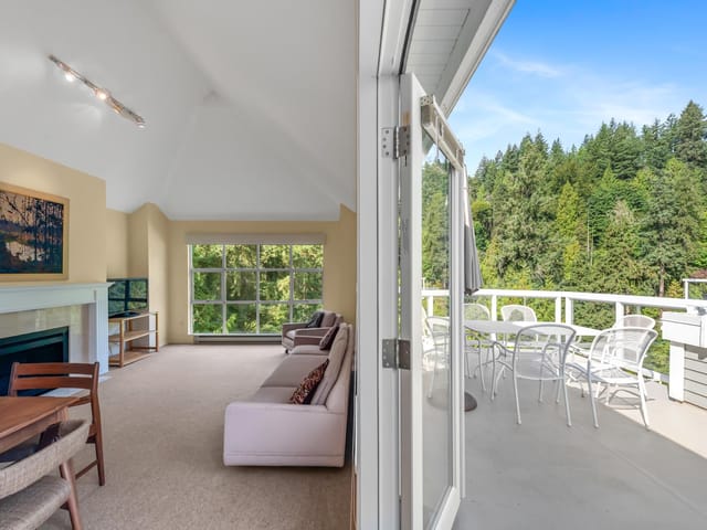 Apartment for sale in North Vancouver, North Vancouver, 303 3373 Capilano Crescent, 263182752 | Realtylink.org
