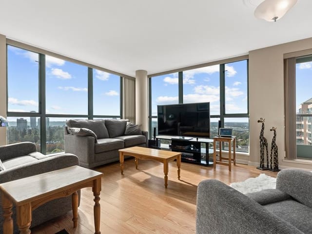 Apartment for sale in Burnaby, Burnaby South, 1703 6611 Southoaks Crescent, 263182863 | Realtylink.org