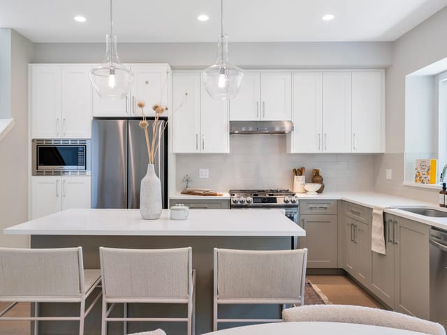 Townhouse for sale in Surrey, South Surrey White Rock, 124 1833 165a Street, 263182986 | Realtylink.org