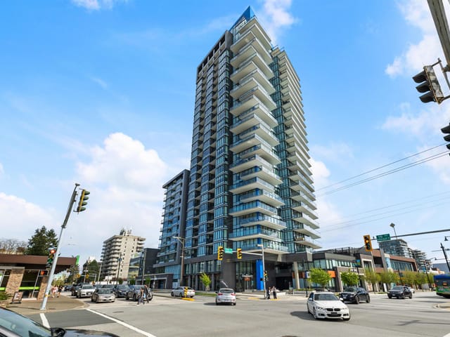 Apartment for sale in White Rock, South Surrey White Rock, 307 1588 Johnston Road, 263183022 | Realtylink.org