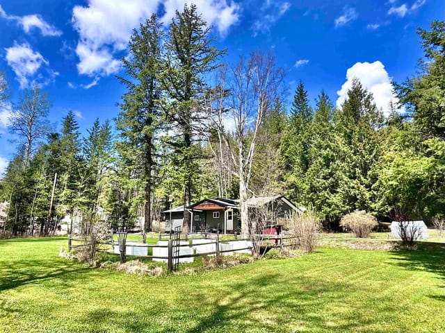 House for sale in McBride, Robson Valley, 310 Mountain View Road, 263183047 | Realtylink.org