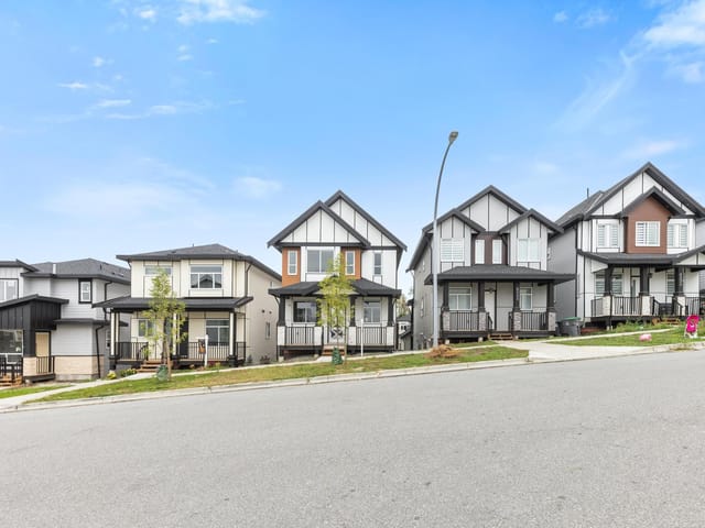 House for sale in Surrey, Surrey, 6221 148 Street, 263183081 | Realtylink.org