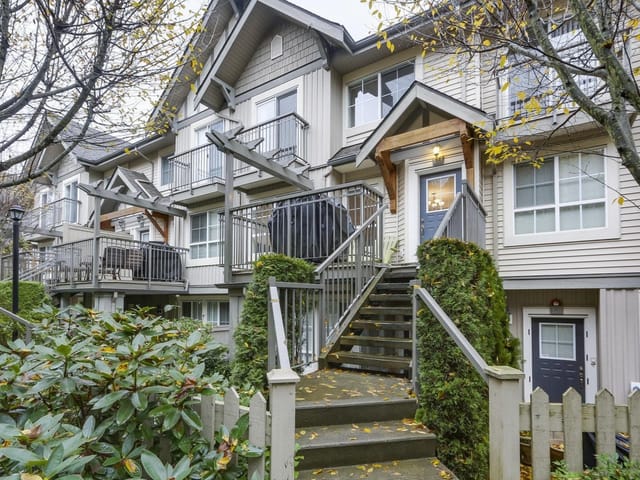 Townhouse for rent in Burnaby, Burnaby East, 7088 17th Avenue, 263183120 | Realtylink.org