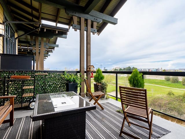 Apartment for sale in Delta, Tsawwassen, 408 4977 Springs Boulevard, 263183171 | Realtylink.org