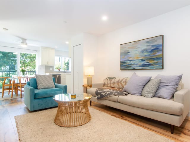 Apartment for sale in Squamish, Squamish, E108 40180 Willow Crescent, 263183193 | Realtylink.org