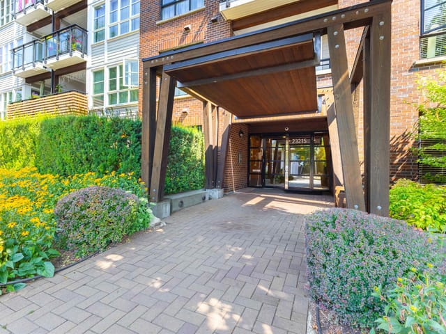 Apartment for sale in Langley, Langley, 416 23215 Billy Brown Road, 263183239 | Realtylink.org