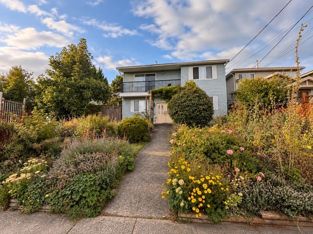 House for sale in Burnaby, Burnaby North, 6551 Halifax Street, 263183288 | Realtylink.org