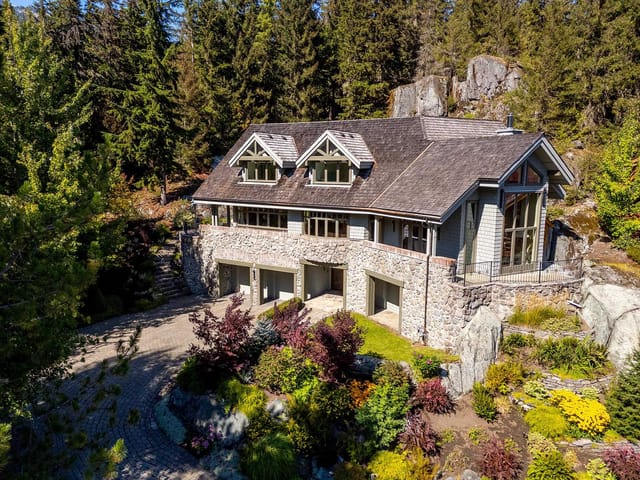 House for sale in Whistler, Whistler, 3232 Peak Drive, 263183297 | Realtylink.org
