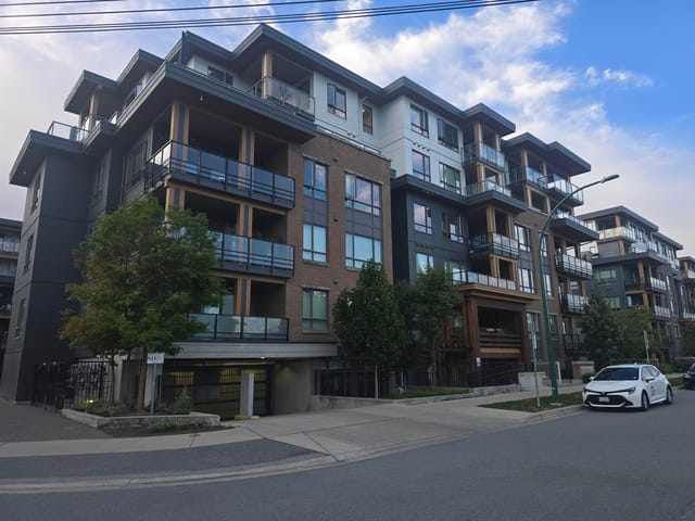Apartment for sale in Coquitlam, Coquitlam, 303 721 Anskar Court, 263183313 | Realtylink.org