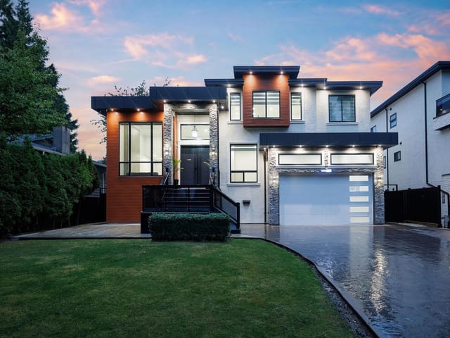 House for sale in Surrey, Surrey, 8995 Queen Mary Boulevard, 263183319 | Realtylink.org