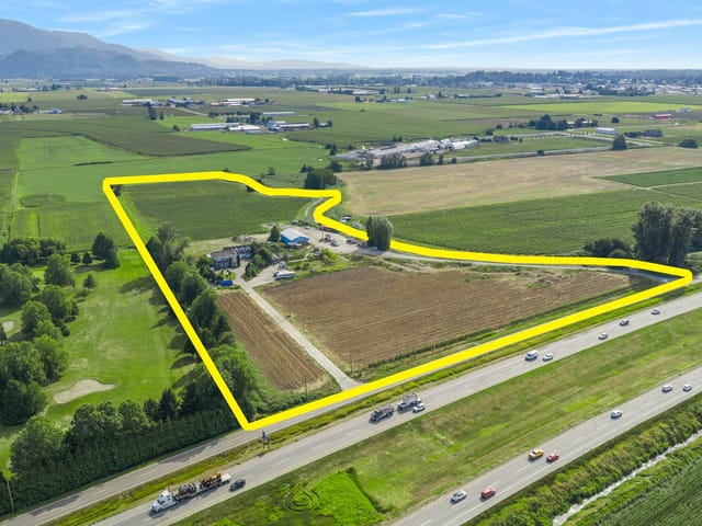 House for sale in Abbotsford, Abbotsford, 35826 South Parallel Road, 263183525 | Realtylink.org