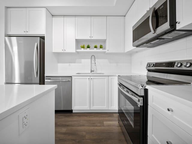 Apartment for sale in Surrey, Surrey, 608 13623 81a Avenue, 263183571 | Realtylink.org
