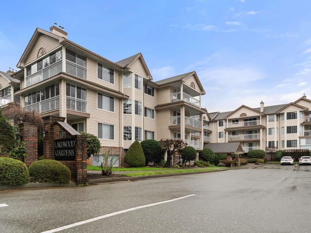 Apartment for sale in Abbotsford, Abbotsford, 301 2491 Gladwin Road, 263183585 | Realtylink.org